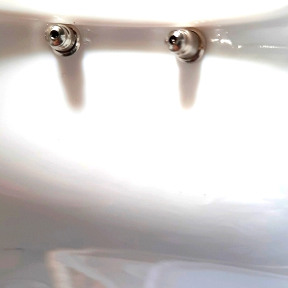 Swarovski Crystal Stud Earrings NWOT - Picture 3 of 5